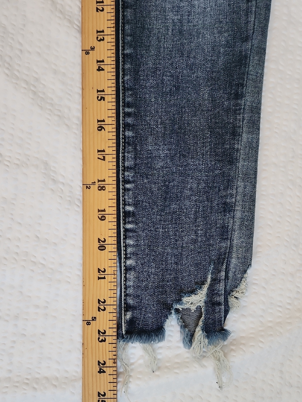 Bridge by GLY Mid Rise Ankle Skinny Crop Jeans Distressed Ripped Chewed Hem 24 - Picture 6 of 11